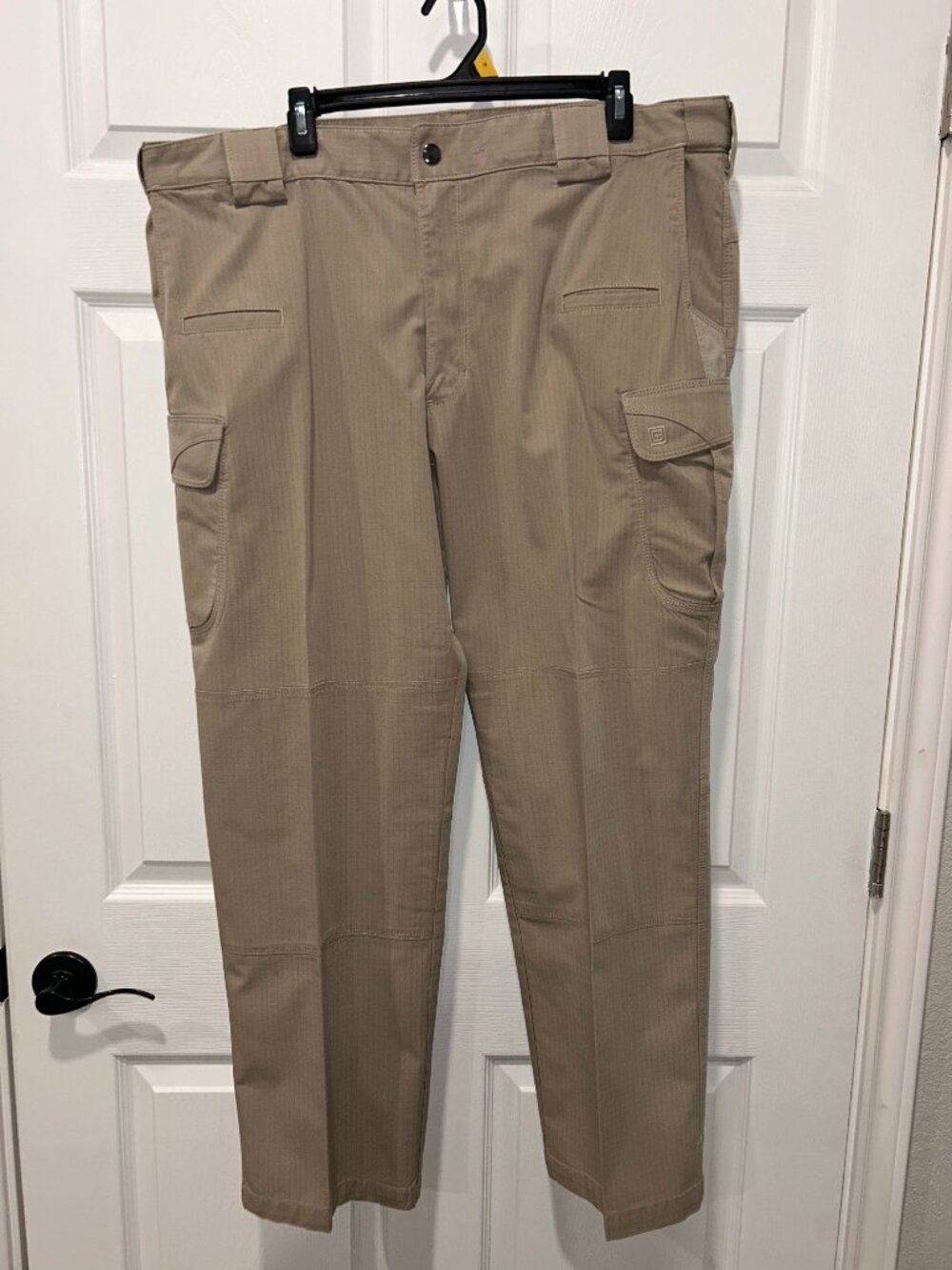 5.11 TACTICAL Men’s Khaki Cargo Pants Size 42/30
